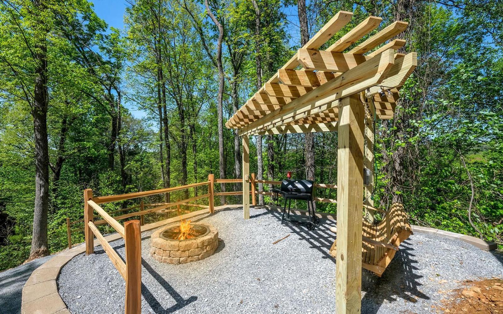 Little Bear Cabin Gatlinburg Εξωτερικό φωτογραφία
